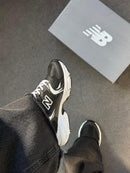 New Balance 530 - Preto/Branco