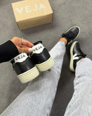 Veja V-10 - Preto
