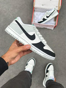 NiKe Dunk Low Pro Luxo - Branco/Preto/Cinza