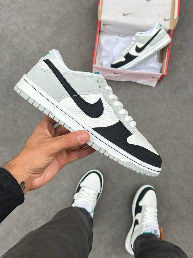 NiKe Dunk Low Pro Luxo - Branco/Preto/Cinza