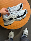 New Balance 9060 Premium - Cinza/Preto