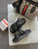 Papete Gucci - Preto