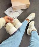 On Cloud Surfer Max - White Lilás