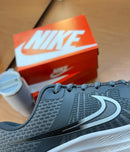 Nike Pegasus 40 - Grafite/Preto