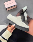 Mocassim Tratorado Miu Miu - Off