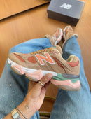 New Balance 9060 - Salmão