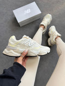 New Balance 9060 Premium - Off/Mint