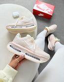 Nike Air Zoomx Vomero Premium - Off/Bege