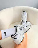 New Balance 530 1ª linha - Branco/Marinho