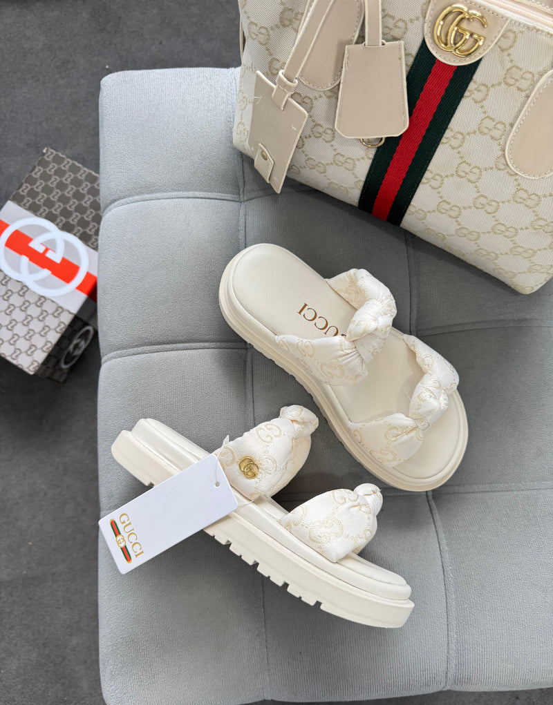 Papete Gucci - Cor OFF