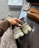 New Balance 9060 - Castor/Café