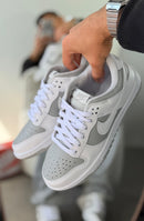 Nike Dunk Low Pro Luxo - Cinza reverso