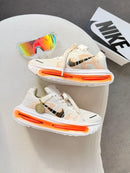Nike Air Zoom Run Vomero - off/Laranja