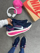 Nike Vomero 18 - Azul c/Rosa