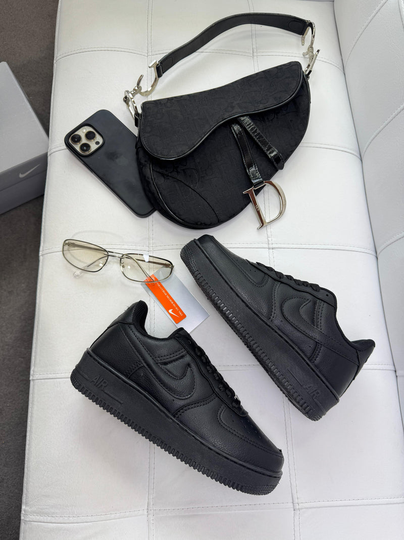 Nike Air Force F1 - All Black