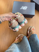 New Balance 9060 - Salmão