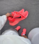 Nike Vomero 18 Premium Unissex - Laranja