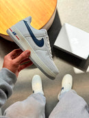 Nike Air Force Premium - Branco/Marinho
