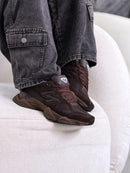 New Balance 9060 - Café/Preto
