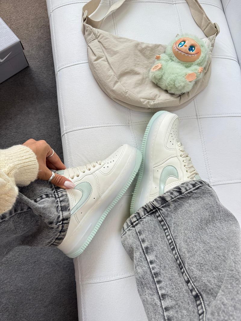 NiKe Air force F1 Luxo - off/white/verde