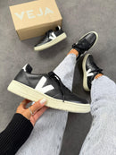 Veja V-10 - Preto