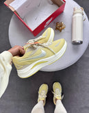 Nike Running Est 1972 - Amarelo/manteiga