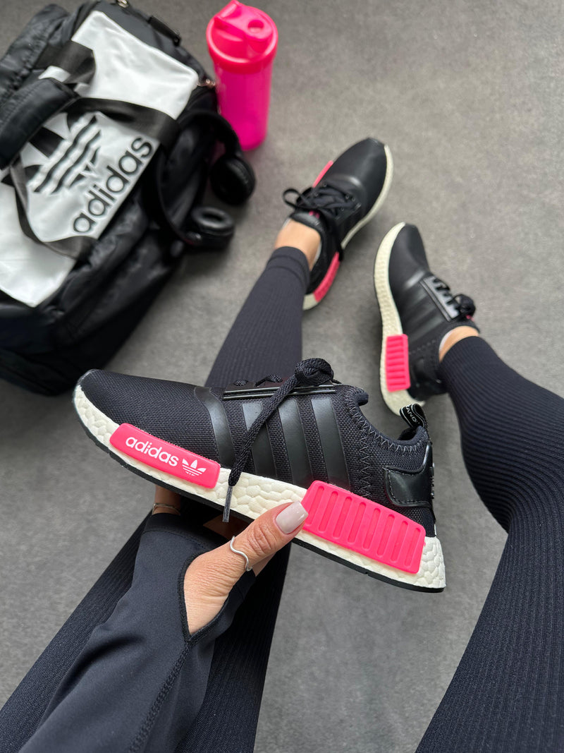 Adidas Nmd -  Preto/pink/off