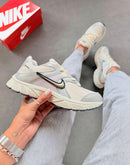 Nike V5 Rnr (Gs) - Off/white/Prata