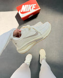Nike Journey Run - Off/Caqui