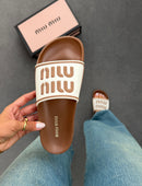 Chinelo Slid Miu Miu confort