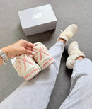 New Balance 530 Turbo - Off/Rosê