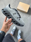 On Cloudtilt prime - Cinza/grafite