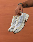 Mizuno Race S - Bege/Caramelo