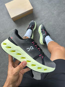 On Cloudtilt Premium - Grafite/Verde