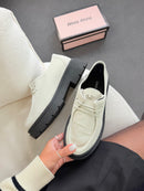 Mocassim Tratorado Miu Miu - Off