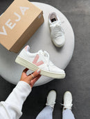 Veja V-10 - Branco/Nude