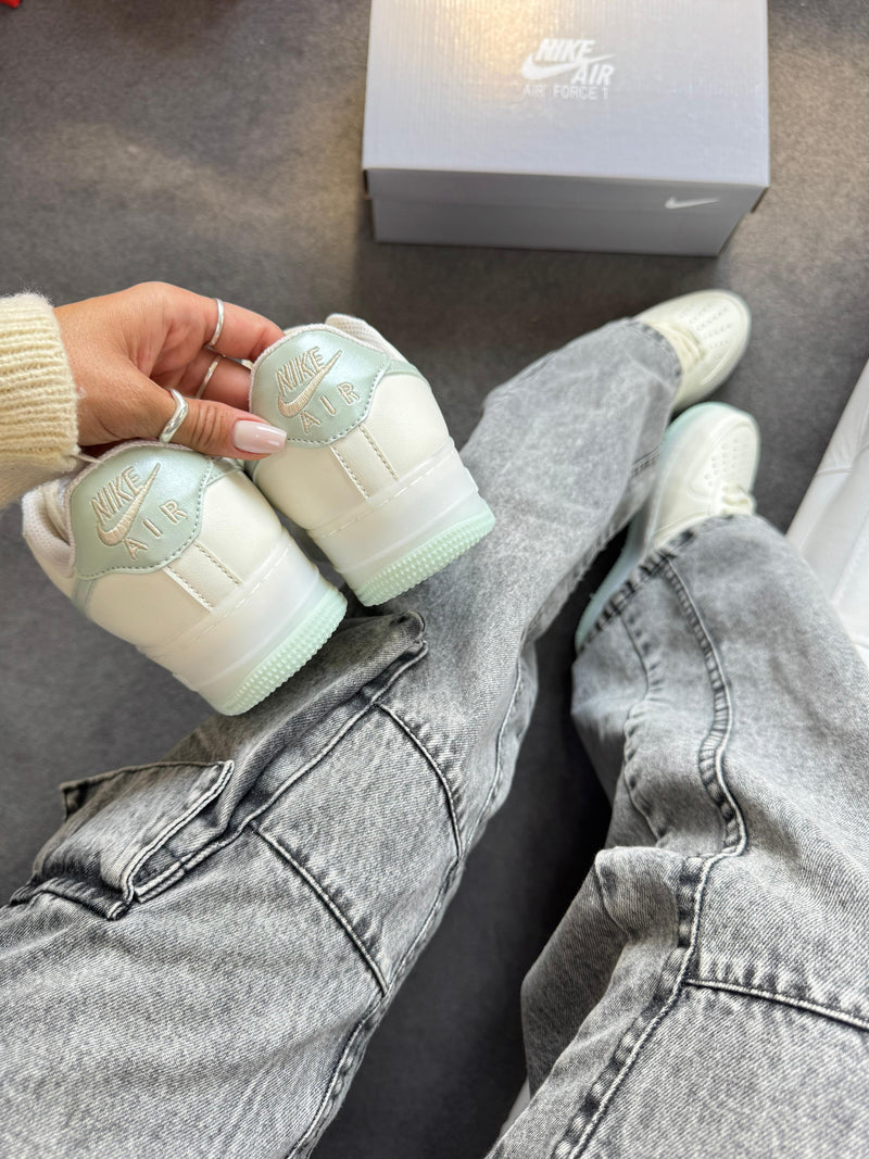 NiKe Air force F1 Luxo - off/white/verde