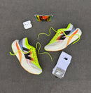 New Balance FuelCell Elite V4 - Neon
