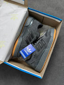 Adidas Fórum low camurça