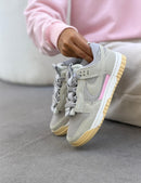 Nike Dunk Low Jumbo Reverse - Cinza/Rosa