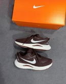 Nike Fit Sport - Café