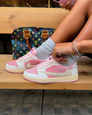 Nike Jordan x Travis Scott - Pink