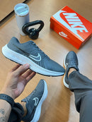 Nike Pegasus 40 - Grafite/Preto