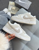 Nike dunk luxo - Off/cinza