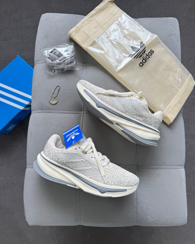Adidas Supernova Stride prime - Cinza