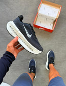 Nike Air Max Run Vomero Premium - Preto/Branco