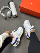 Nike Invencible Zoomx Run 3 Branco/Roxo