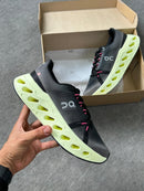On Cloudtilt Premium - Grafite/Verde