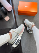 Nike Invencible Run 3 - Cinza/Rosa