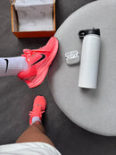 Nike Vomero 18 Premium Unissex - Laranja